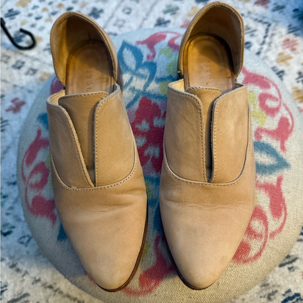 Sz 7.5 Nisolo Emma d'Orsay Oxford Tan Nude Slip On Flats Neutral Classic Preppy - Picture 1 of 9